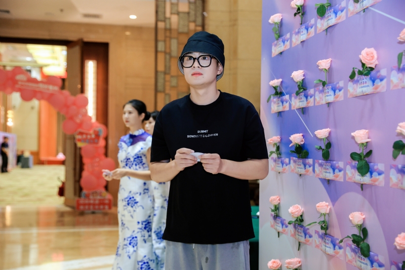 被驯服的象的第一张照片--海口残疾人相亲网